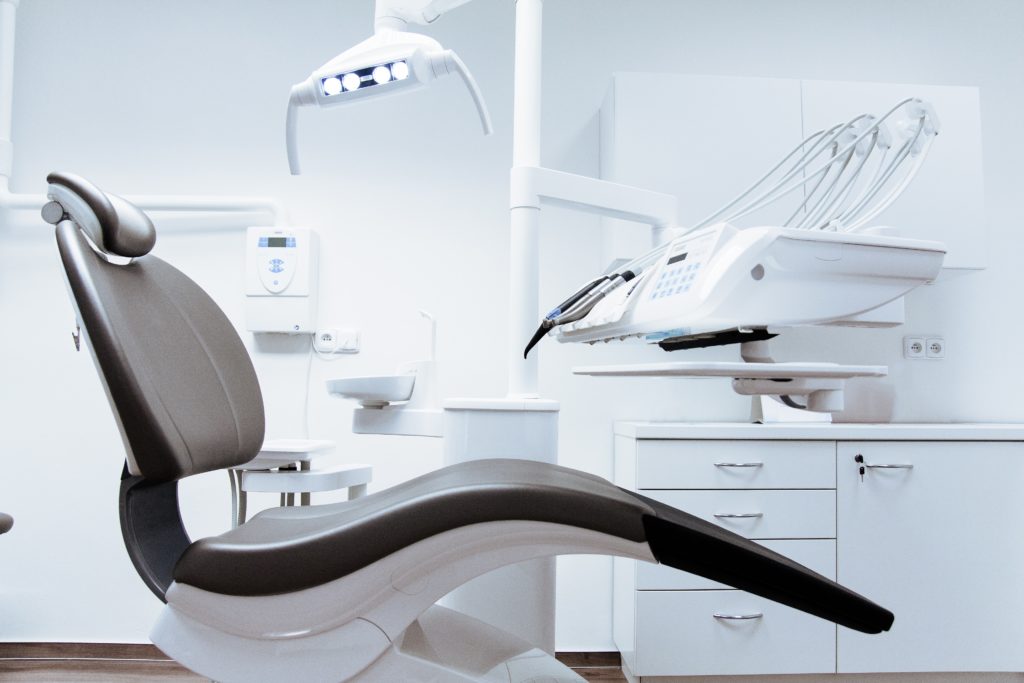 Co warto wiedzieć przed pierwszą wizytą u krakowskiego ortodonty?